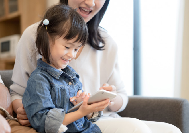 子どもの質問には必ず答えられなくてOK。わからない時こそ一緒に調べよう！